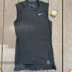 Nike Pro sleeveless compression